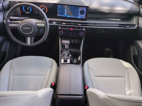 Used 2025 Hyundai Santa Cruz SEL image 15