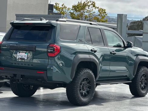 Used 2026 Toyota 4Runner TRD Off-Road Premium AWD/4WD image 4