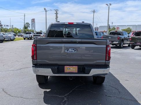 Used 2025 Ford F150 Lariat w/ Equipment Group 501A Mid AWD/4WD image 7