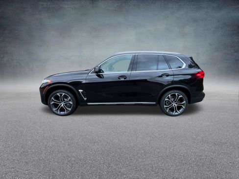 Used 2024 BMW X5 xDrive40i w/ Premium Package AWD/4WD image 14