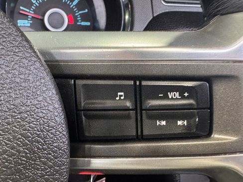 Used 2013 Ford Mustang Convertible image 22
