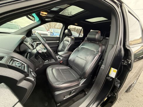 Used 2017 Ford Explorer Sport w/ Equipment Group 401A image 11