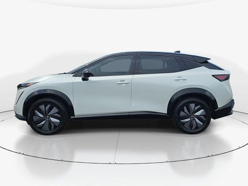 Used 2024 Nissan Ariya AWD image 7