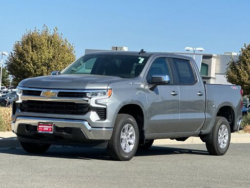 New 2026 Chevrolet Silverado 1500 LT image 8