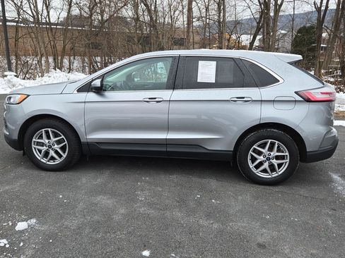 Used 2021 Ford Edge SEL w/ Convenience Package image 8