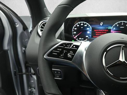 Used 2026 Mercedes-Benz GLA 250 4MATIC image 15