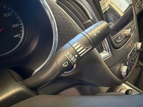 Used 2019 Chevrolet Malibu LT FWD image 26