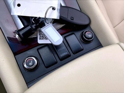 Used 2016 INFINITI QX50 w/ Premium Plus Package image 31