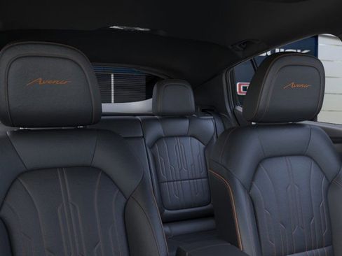 New 2026 Buick Envista Avenir image 24