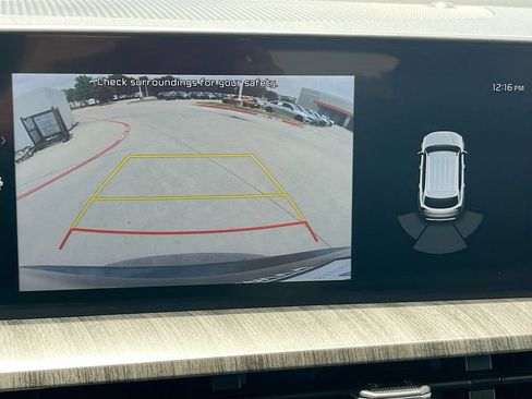 Used 2024 Kia Telluride EX w/ EX Captain's Chair Package FWD image 14