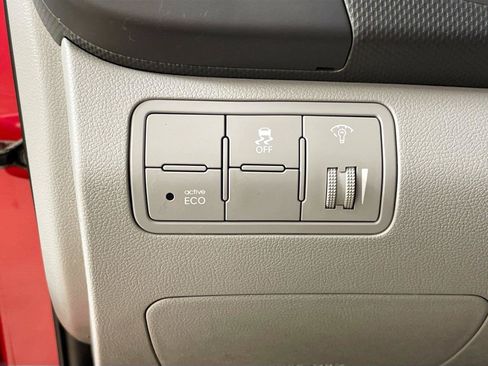 Used 2014 Hyundai Accent SE FWD image 13