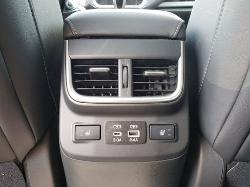 Used 2024 Subaru Outback Limited AWD/4WD image 5