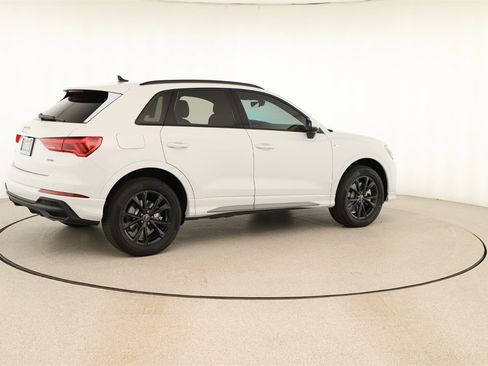 New 2025 Audi Q3 2.0T Premium image 7