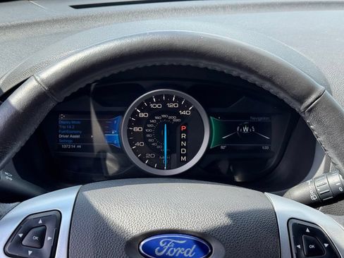 Used 2015 Ford Explorer XLT w/ Equipment Group 202A AWD/4WD image 27