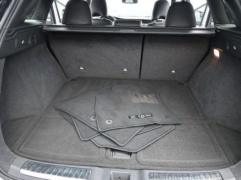 Used 2019 INFINITI QX50 Essential w/ Sensory Package AWD/4WD image 18