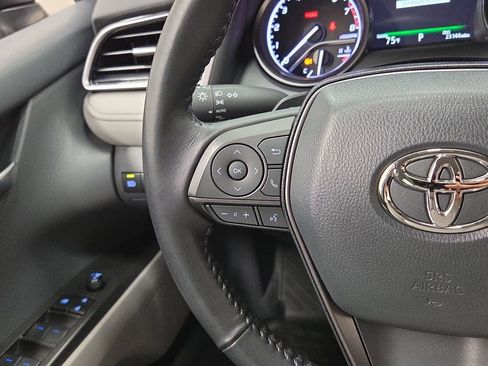 Used 2023 Toyota Camry SE AWD/4WD image 18