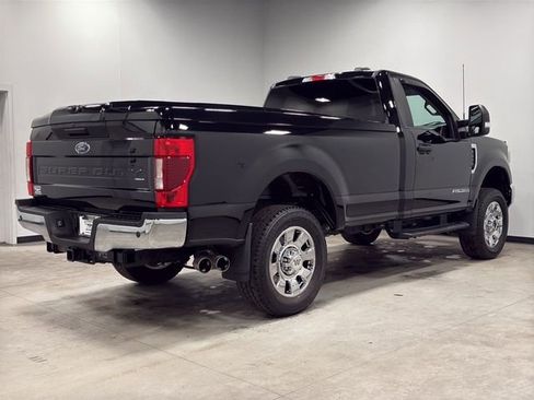 Used 2022 Ford F350 XLT w/ XLT Value Package image 12