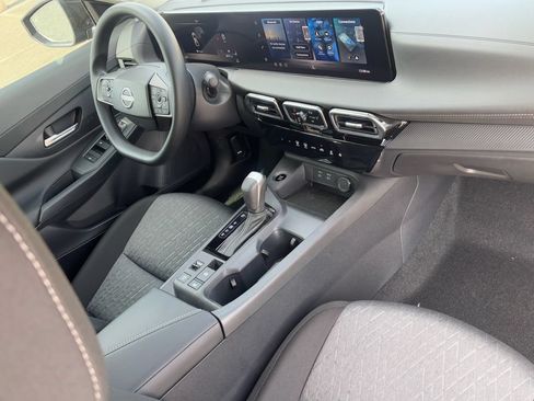 Used 2026 Nissan Sentra SV w/ Floor Mat Package FWD image 11