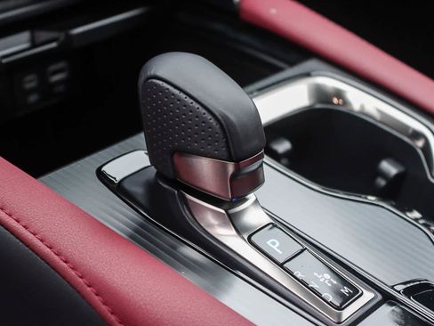 Certified 2025 Lexus RX 500h F Sport image 18