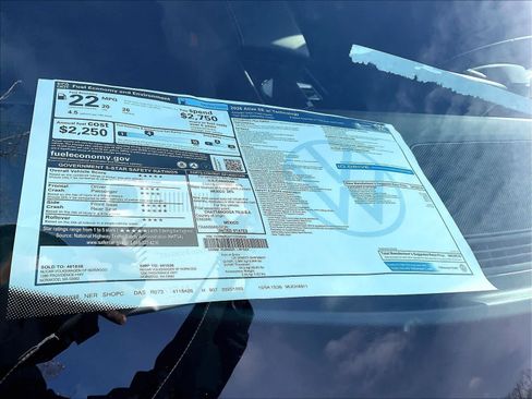 New 2026 Volkswagen Atlas SE image 18