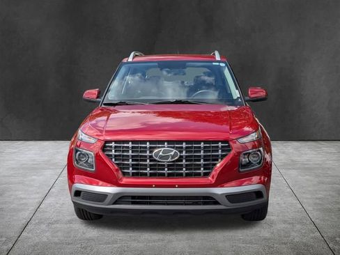 Used 2025 Hyundai Venue SEL FWD image 10