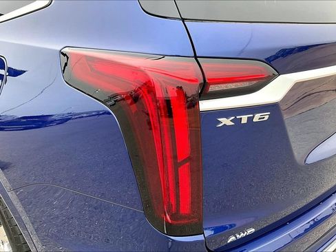 Certified 2025 Cadillac XT6 Premium Luxury w/ Platinum Package AWD/4WD image 31
