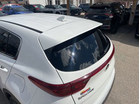 Used 2020 Kia Sportage LX w/ LX Popular Package image 32