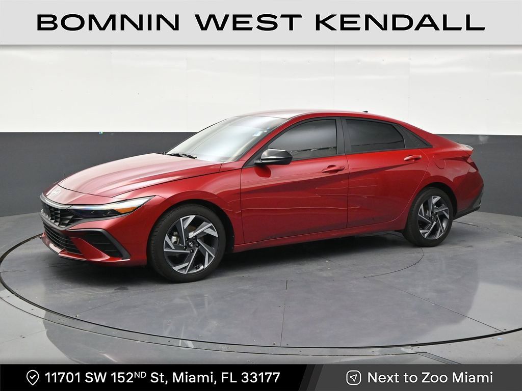 Used 2025 Hyundai Elantra Sport FWD image 1