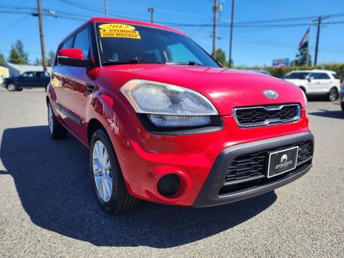 Used 2012 Kia Soul + FWD image 3