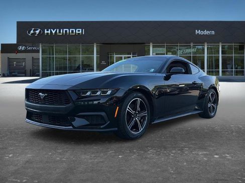 Used 2024 Ford Mustang Coupe RWD image 1