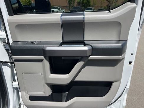 Used 2020 Ford F150 XLT w/ Equipment Group 302A Luxury AWD/4WD image 13