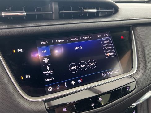 Used 2020 Cadillac XT5 Premium Luxury FWD image 13
