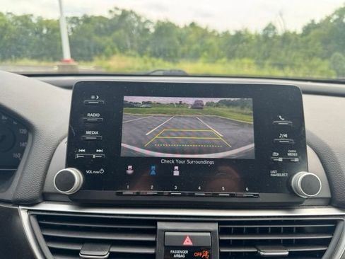 Used 2019 Honda Accord LX image 21