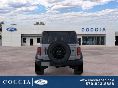 New 2026 Ford Bronco Badlands w/ Black Appearance Package AWD/4WD image 5