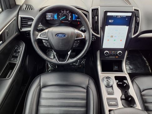 Certified 2024 Ford Edge SEL w/ Convenience Package image 6