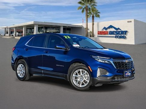 Used 2022 Chevrolet Equinox LT w/ Driver Convenience Package FWD image 1