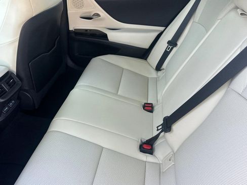 Certified 2022 Lexus ES 300h ES 300h w/ Premium Package image 25