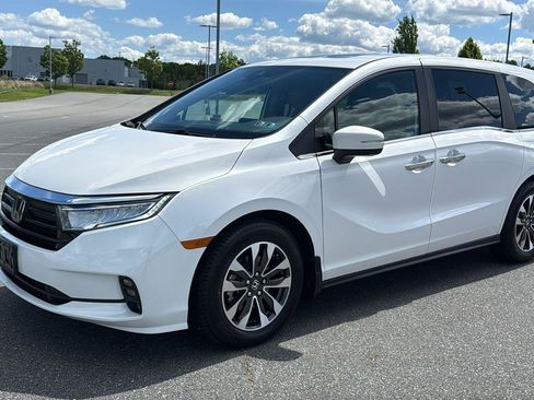 Used 2024 Honda Odyssey EX-L image 12