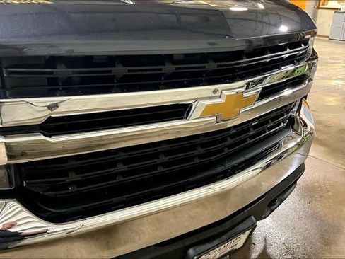 Used 2021 Chevrolet Silverado 1500 LT image 11