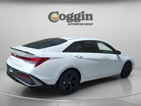 New 2026 Hyundai Elantra Sport FWD image 7