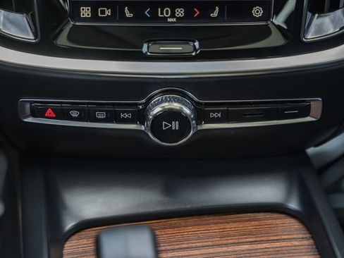 Certified 2023 Volvo S60 B5 Ultimate AWD/4WD image 23
