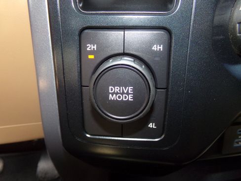 Used 2023 Ford F150 XLT image 15