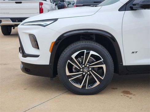 New 2026 Buick Enclave Sport Touring w/ Power Package image 8