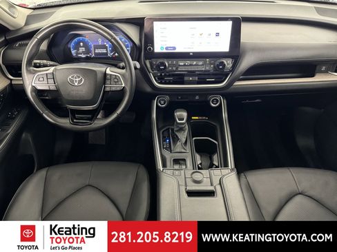 Certified 2024 Toyota Grand Highlander Limited image 25