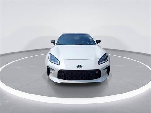 Certified 2024 Toyota GR86 RWD image 5