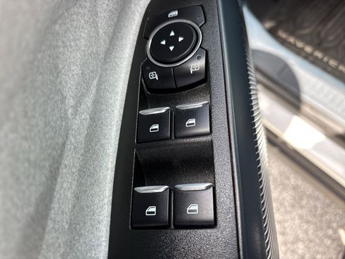 Used 2023 Ford Maverick XLT FWD image 16