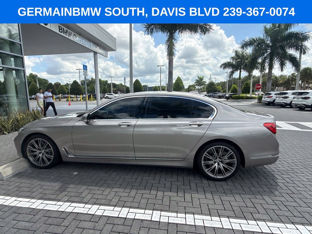 Used 2017 BMW 740i RWD image 4