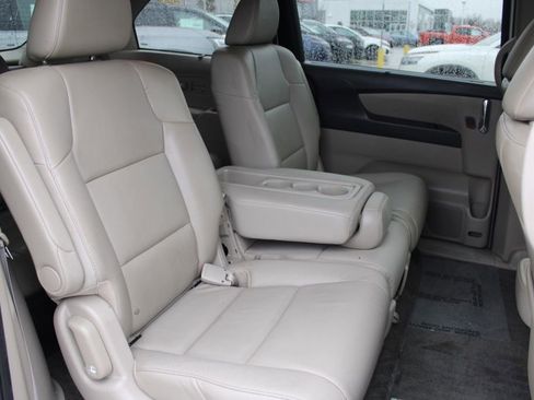 Used 2015 Honda Odyssey Touring image 23