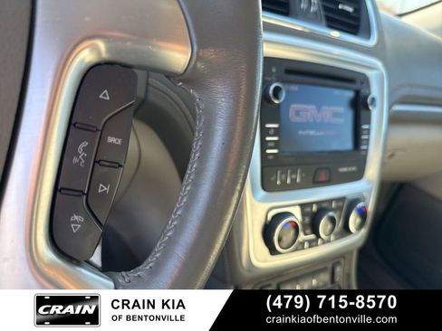 Used 2016 GMC Acadia SLT image 32