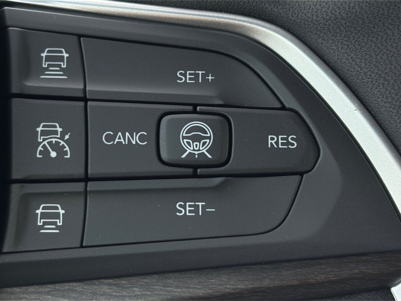 New 2026 Jeep Grand Cherokee Limited AWD/4WD image 26
